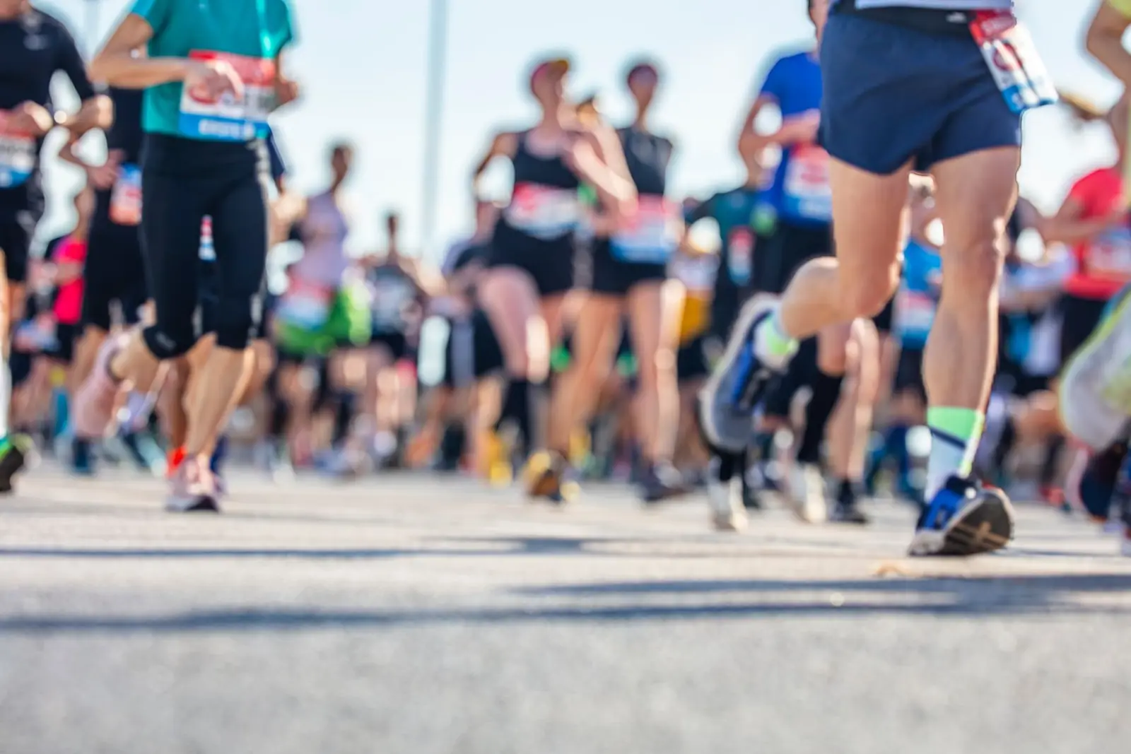 Runners on a road race